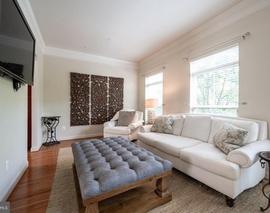 7822 Tilghman Street - Photo Thumbnail 11