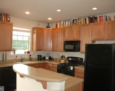 6061 Talbot Drive - Photo Thumbnail 16