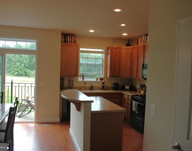 6061 Talbot Drive - Photo Thumbnail 14