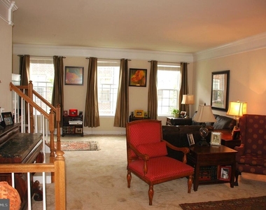 6061 Talbot Drive - Photo Thumbnail 8