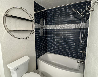 5525 E Thomas Road - Photo Thumbnail 7