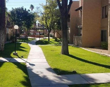 5525 E Thomas Road - Photo Thumbnail 13
