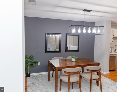 2623 North Everly Drive - Photo Thumbnail 3