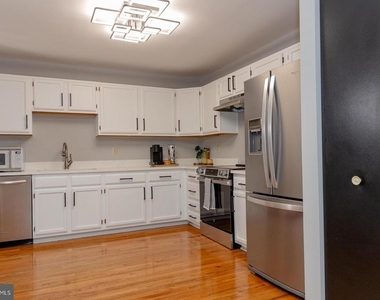2623 North Everly Drive - Photo Thumbnail 7