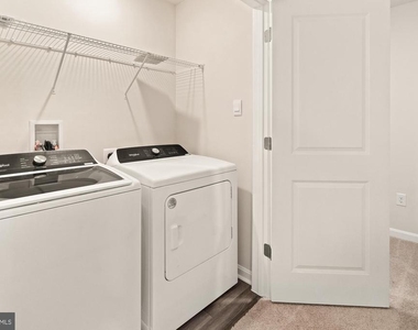 450 Herringbone Way - Photo Thumbnail 22