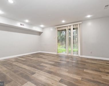 54 Hamlet Drive - Photo Thumbnail 18