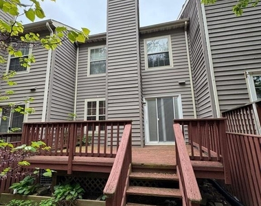 9324 Town Place Drive - Photo Thumbnail 19