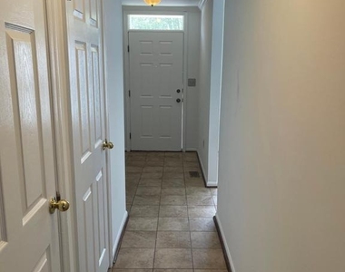 9324 Town Place Drive - Photo Thumbnail 2