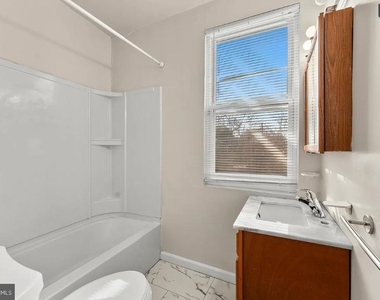 4215 Connecticut Avenue - Photo Thumbnail 4