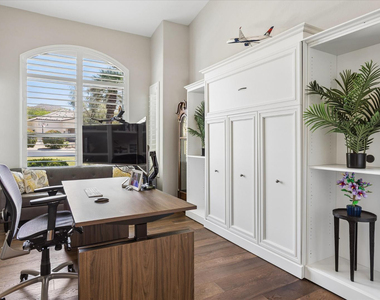 10800 E Cactus Road - Photo Thumbnail 28