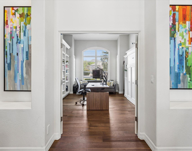 10800 E Cactus Road - Photo Thumbnail 26
