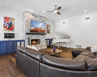 10800 E Cactus Road - Photo Thumbnail 14