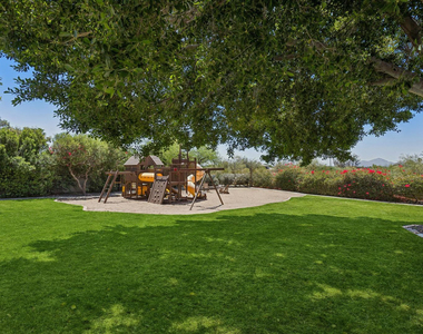 10800 E Cactus Road - Photo Thumbnail 37