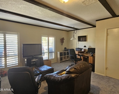 6851 E Golden Hills Way - Photo Thumbnail 17