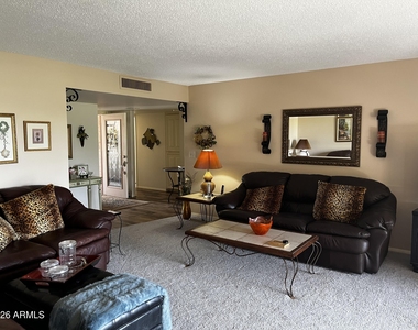 6851 E Golden Hills Way - Photo Thumbnail 6