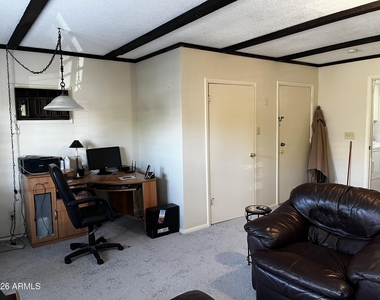 6851 E Golden Hills Way - Photo Thumbnail 18