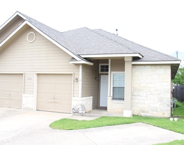 2838 Southampton Way - Photo Thumbnail 1