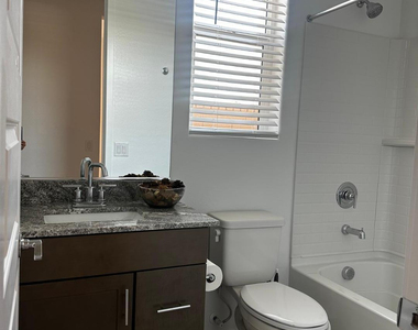 3269 E Baler Drive - Photo Thumbnail 12