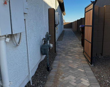 3269 E Baler Drive - Photo Thumbnail 9