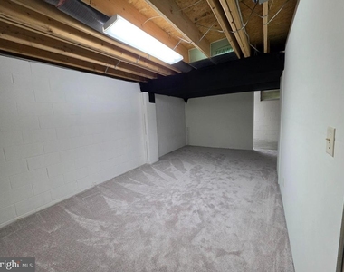 614 E Pebworth Road - Photo Thumbnail 44