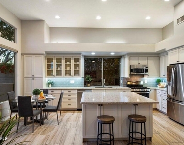6501 E Shooting Star Way - Photo Thumbnail 16