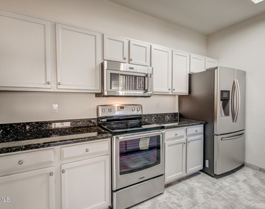 11260 N 92nd Street - Photo Thumbnail 11