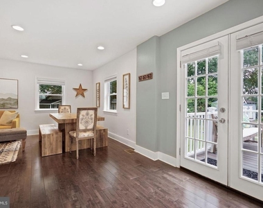 2410 South Dakota Avenue Ne - Photo Thumbnail 20