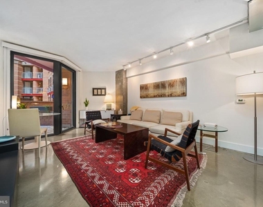 616 E Street Nw - Photo Thumbnail 2
