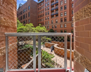 616 E Street Nw - Photo Thumbnail 17