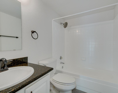 5995 N 78th Street - Photo Thumbnail 9