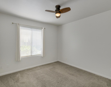 5995 N 78th Street - Photo Thumbnail 5