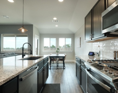 229 Finstown St - Photo Thumbnail 9