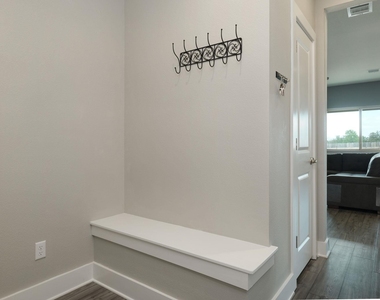 229 Finstown St - Photo Thumbnail 18