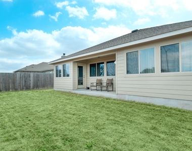 229 Finstown St - Photo Thumbnail 19