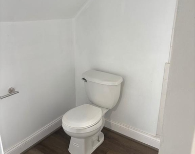 225 Missouri Avenue Nw - Photo Thumbnail 18