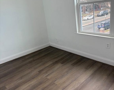 225 Missouri Avenue Nw - Photo Thumbnail 15