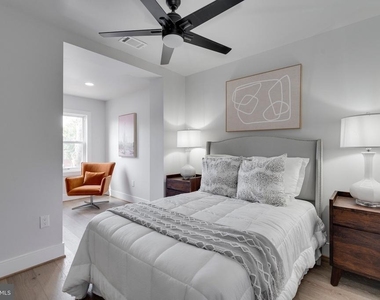 1323 Childress Street Ne - Photo Thumbnail 22