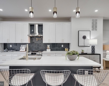 1323 Childress Street Ne - Photo Thumbnail 10