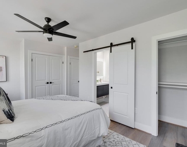1323 Childress Street Ne - Photo Thumbnail 18