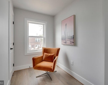 1323 Childress Street Ne - Photo Thumbnail 23