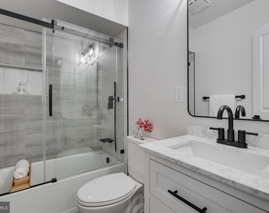 1323 Childress Street Ne - Photo Thumbnail 27