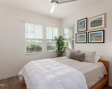 3746 E Earll Drive - Photo Thumbnail 25