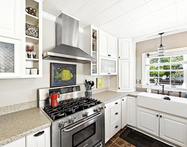 202 S 3rd St - Photo Thumbnail 11