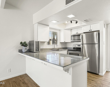 16819 E Gunsight Drive - Photo Thumbnail 15