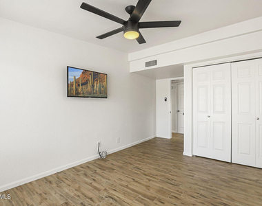 16819 E Gunsight Drive - Photo Thumbnail 17