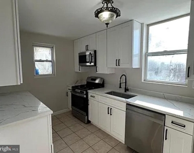 1308 Randolph Street Nw - Photo Thumbnail 9