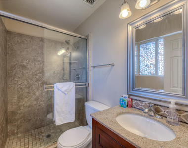 8031 E Oak - Photo Thumbnail 17