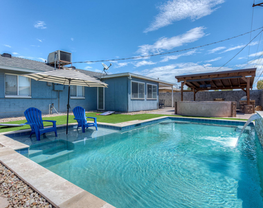 8031 E Oak - Photo Thumbnail 21