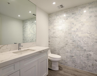 7137 E Rancho Vista Drive - Photo Thumbnail 33