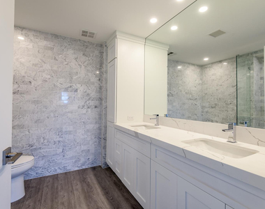 7137 E Rancho Vista Drive - Photo Thumbnail 20